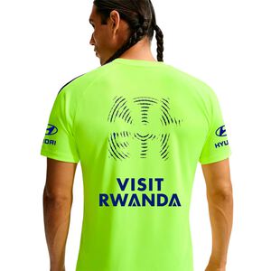 Nike training shirt 26/27