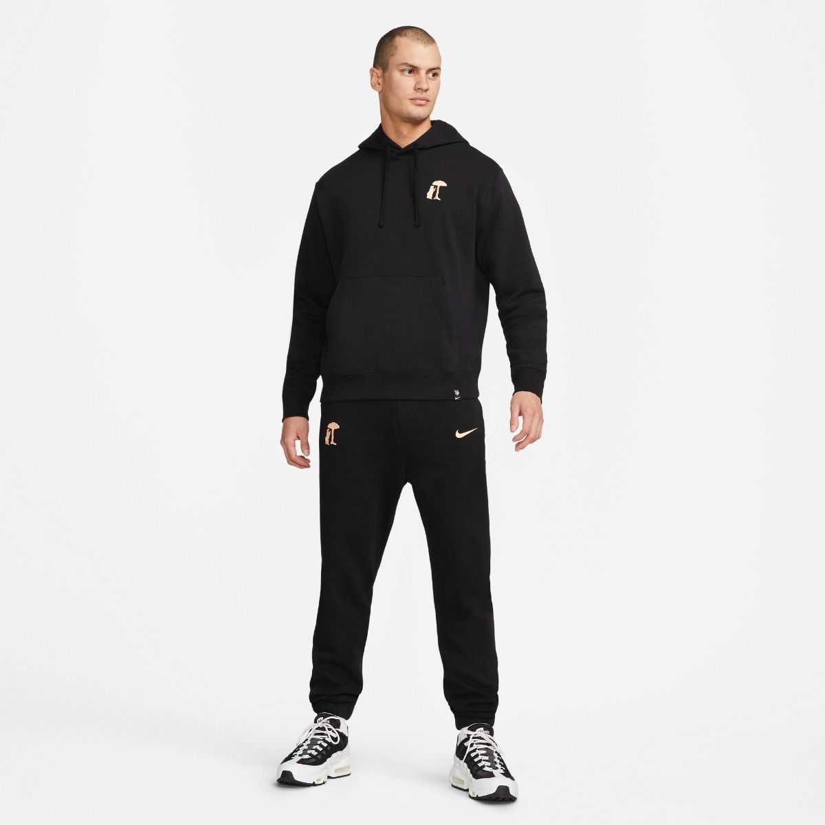 NIKE BEAR AND MADROÑO UEFA 22/23 SWEATSHIRT image number null