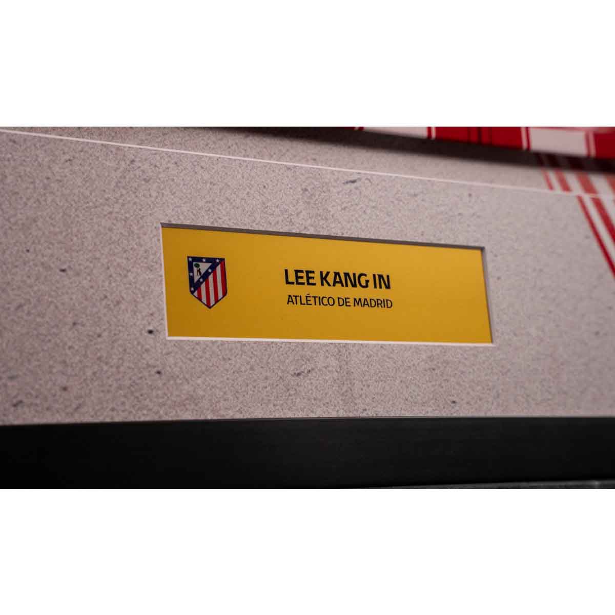 Kang In Lee debut frame limited edition image number null